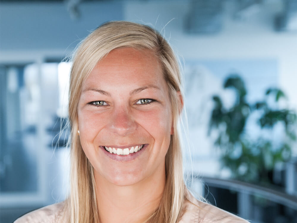 Inga Lassen: Endkunden-Vertrieb Inga Lassen: Endkunden-Vertrieb