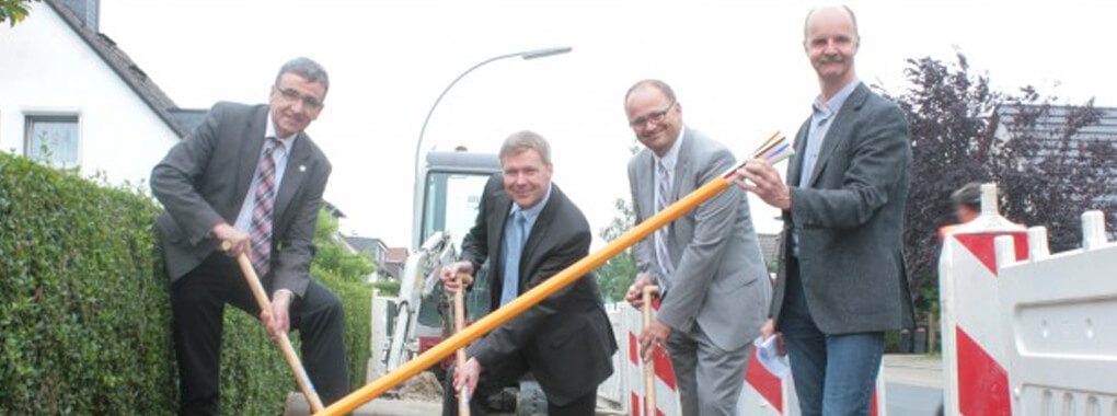 Schneller, besser: Breitband Schneller, besser: Breitband